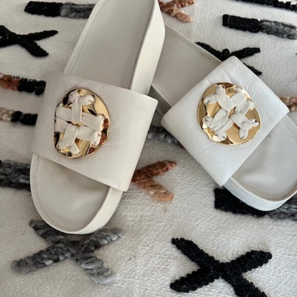 Tory Burch Woven Double T Platform Slide in Cream Leather with Gold Emblem - Picture 1 of 5